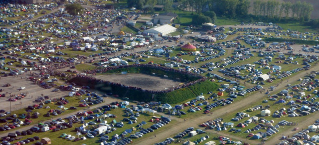 Wild Wild East 2011  VW-Pfingsttreffen Bautzen: Vom 10.06. - 13.06.2011 wird der Flugplatz Bautzen glühen