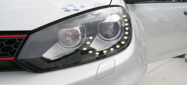 LED-Tagfahrtlicht für den Golf 6: Kombination aus Bi-Xenon-Scheinwerfer und LED-Tagfahrtlicht 