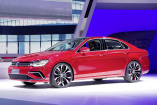 Das könnte der Jetta CC werden: VW Coupé-Studie: New Midsize Coupé