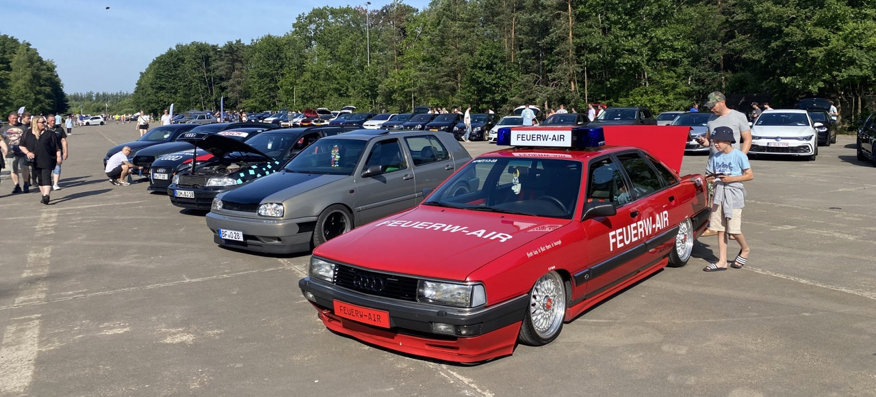 Über 1.500 VAGs auf der Militärflugbasis Twenthe: Gelungene Premiere: So war Volkstyle Base in Enschede, NL