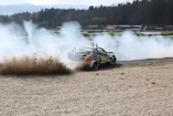 VIDEO: DOTZ Team-Drifter crasht seinen BMW im Viertelfinale: Harte Kämpfe beim Start von King of Europe 2013 - erste Runde in Greinach, Österreich