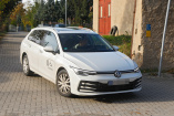Modellpflege des Golf kommt 2024: Erwischt: VW Golf 8 Facelift zeigt neue Details