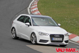 Im Doppelpack: Neuer Audi S3 und R8 e-tron: Die Audi von morgen auf großer Testfahrt