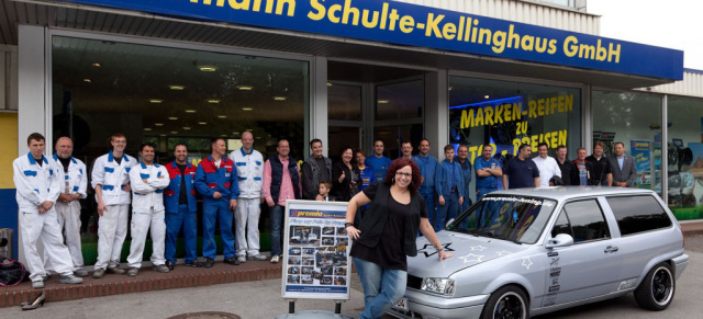 Eddie Paul signiert Premio-Gewinner-Fahrzeug auf der Essen Motor Show: 