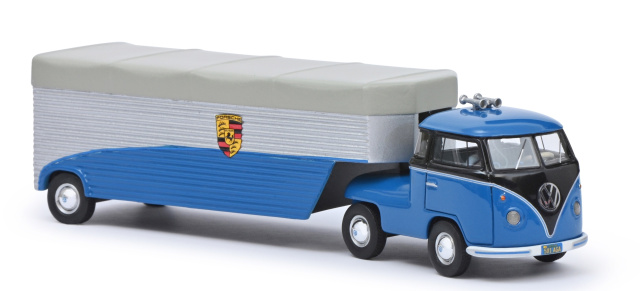 Unikat im Matchbox-Format: Porsche Renntransporter mit T1-Schlepper