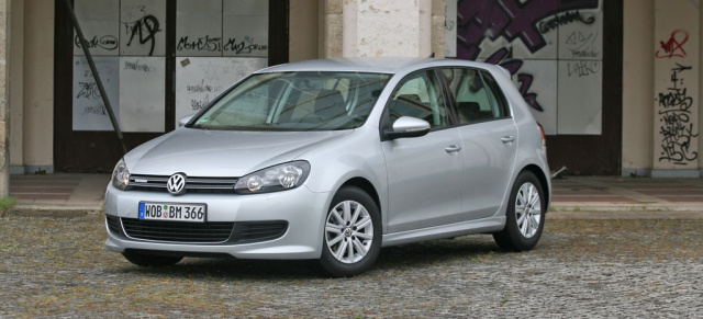 Im Test: VW Golf 6 BlueMotion: Der Doppelsparer (2011): Sparsamer Motor und R-Line Optik als Geheimtipp!