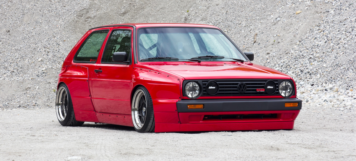 König des „Strasserbaus“ VW Golf 2 mit „Rocket Bunny