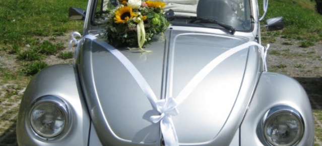 Rent a VW Käfer Cabriolet : AMAG vermietet Käfer Cabrios als Hochzeitskutschen