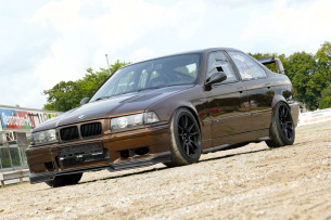 „Weniger ist mehr“: Leergeräumter BMW M3 als Tracktool unterwegs