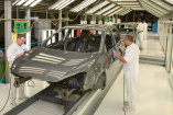 VW plant Sonderschichten und bei Skoda stehen die Bänder still