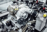 Erster elektrischer Abgasturbolader bei Mercedes-AMG: Abgasturbolader mit integriertem Elektromotor geht in Serie