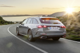 Mehr Nutzwert: Kombiversion der Mercedes E-Klasse T (2024)