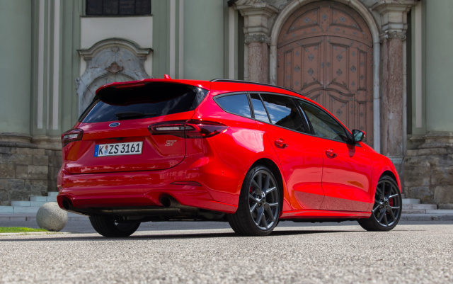 Ford Focus ST Facelift im Test: Ein Ende, eine Fortsetzung und einige  Debüts 