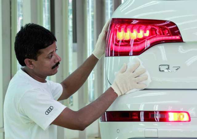 Audi Q7 Made in Indien: Bis zu 1.000 Audi Q7 sollen pro Jahr vom Band  rollen - News - VAU-MAX - Das kostenlose Performance-Magazin