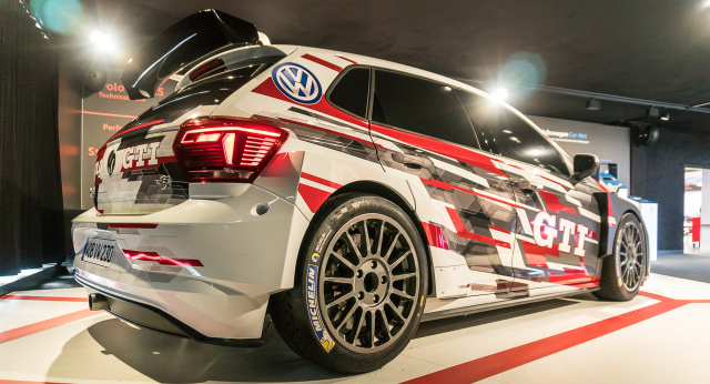 VW MOTORSPORT FALTBARES SITZKISSEN KISSEN WRC POLO ‘MOTORSPORTSZENE’ ORIGINAL VW 