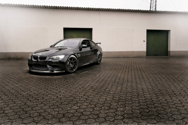 BMW E92 M3 mit Alpha-N Performance Tuning: Multifunktions