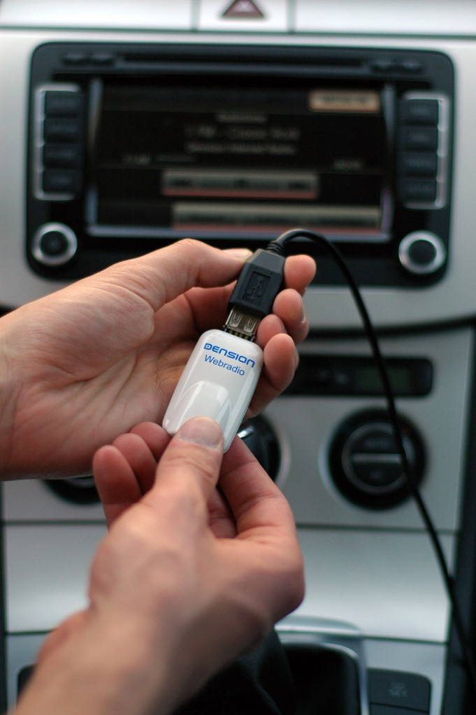 Webradio via USBStick im Auto CD, DVD und MP3 war