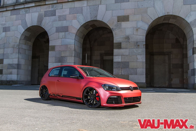 Legale Schwarz-Arbeit: VW Golf 7 „R“ selbstgebaut: Extremes Custom-Projekt  am neuesten Mitglied der Volkswagen-Familie - Auto der Woche - VAU-MAX -  Das kostenlose Performance-Magazin