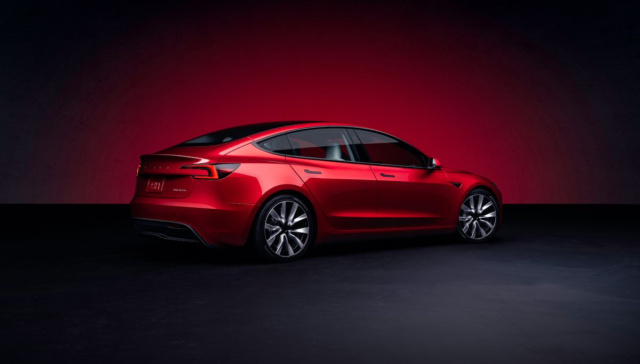 Serienmodell enthüllt – Diese Änderungen bekommt das Model 3 Highland: Tesla  überarbeitet das Model 3 zum Modelljahr 2024 - News - VAU-MAX - Das  kostenlose Performance-Magazin
