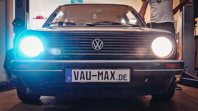 Philips Ultinon Pro6000 H4-LED Nachrüstlampe im VW Golf 2 + VIDEO: Jetzt  auch für viele Oldtimer mit H-Kennzeichen - vom Käfer bis Golf -  VAU-MAX-Inside - VAU-MAX - Das kostenlose Performance-Magazin