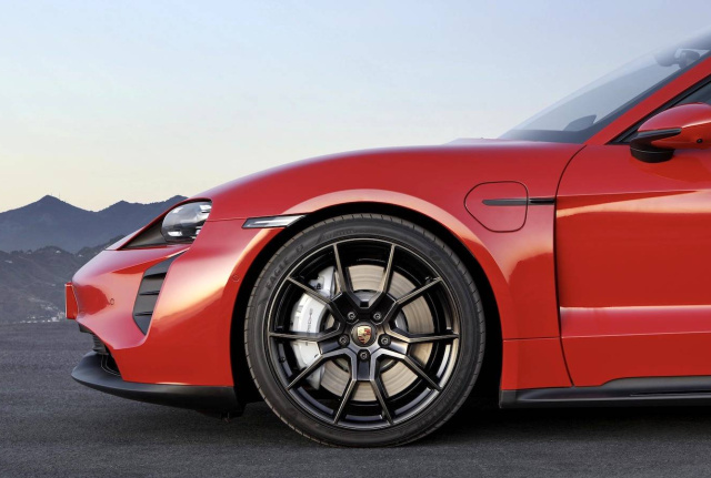 Mehr als ein Lückenfüller: Neuer Porsche Taycan GTS im Fahrbericht