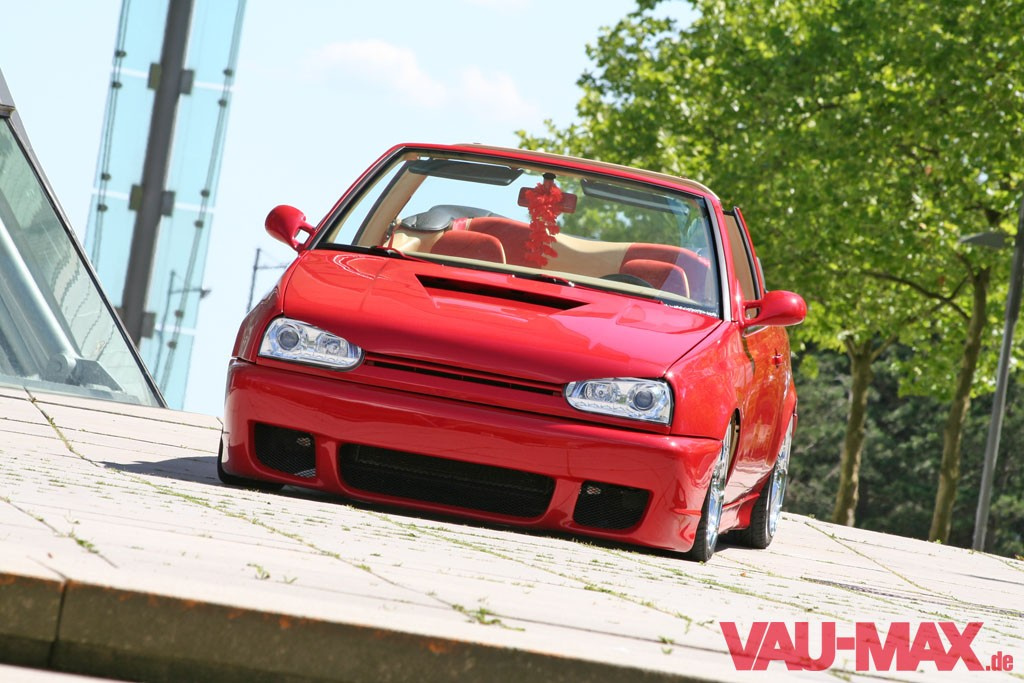 Rote Liebe rostet nicht - Golf 3 Cabrio Tuning: Dreier Cabrio mit
