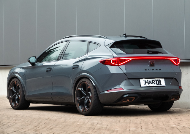 Eco-Spanier mit Esprit: H&R Gewindefahrwerk für den Cupra Formentor eHybrid  - News - VAU-MAX - Das kostenlose Performance-Magazin