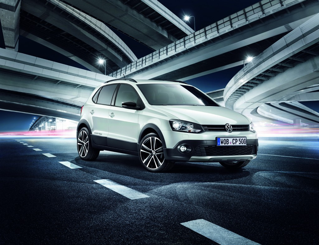 Urban White Sondermodell des CrossPolo : Schwarz-weißen Kontraste für